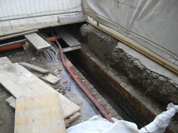 immagine dell'area di piscina Venier durante i lavori area di piscina Venier durante i lavori