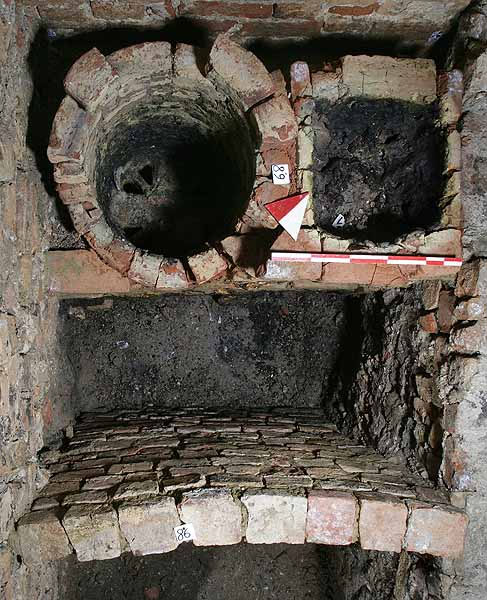 immagine degli scavi archeologici nel Pio Loco delle Penitenti immagine degli scavi archeologici nel Pio Loco delle Penitenti