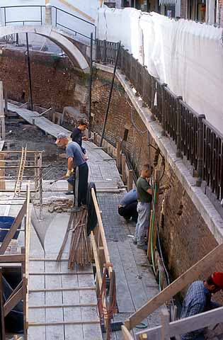 immagine dei lavori di rio de la Toletta nell'insula di San Trovaso lotto 1 immagine dei lavori di rio de la Toletta nell'insula di San Trovaso lotto 1