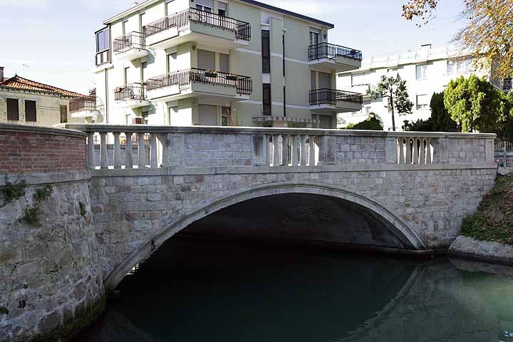 immagine del ponte di via Candia immagine del ponte di via Candia