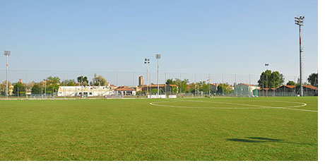 immagine del nuovo campo in erba sintetica a Sacca San Mattia a Murano